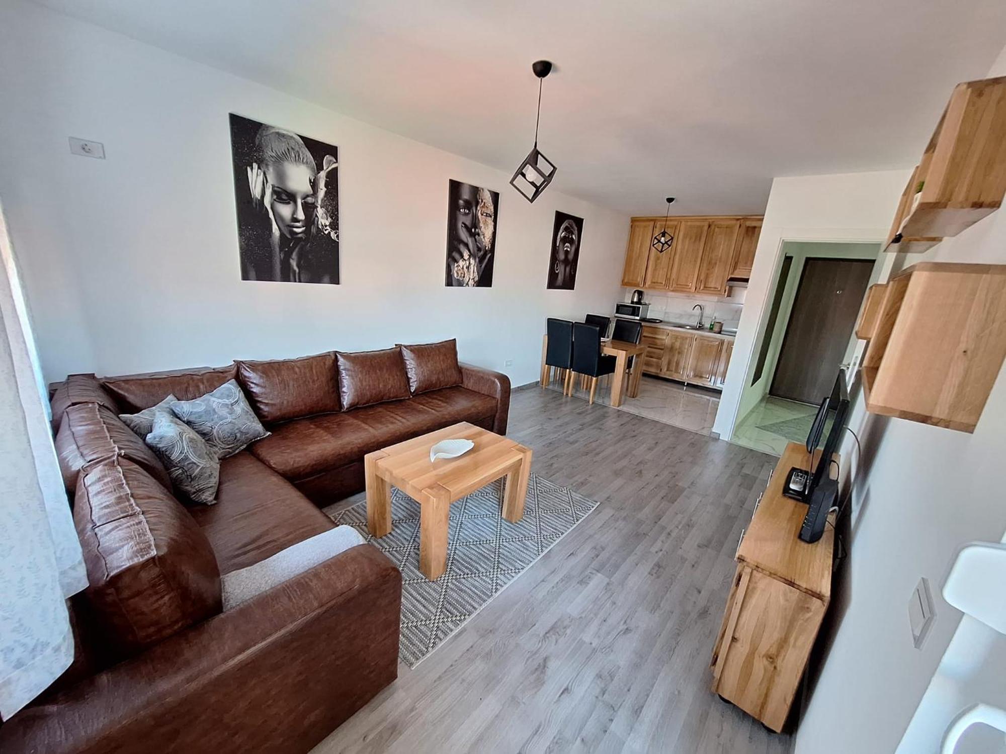 Apartman Lilly Modrica 외부 사진